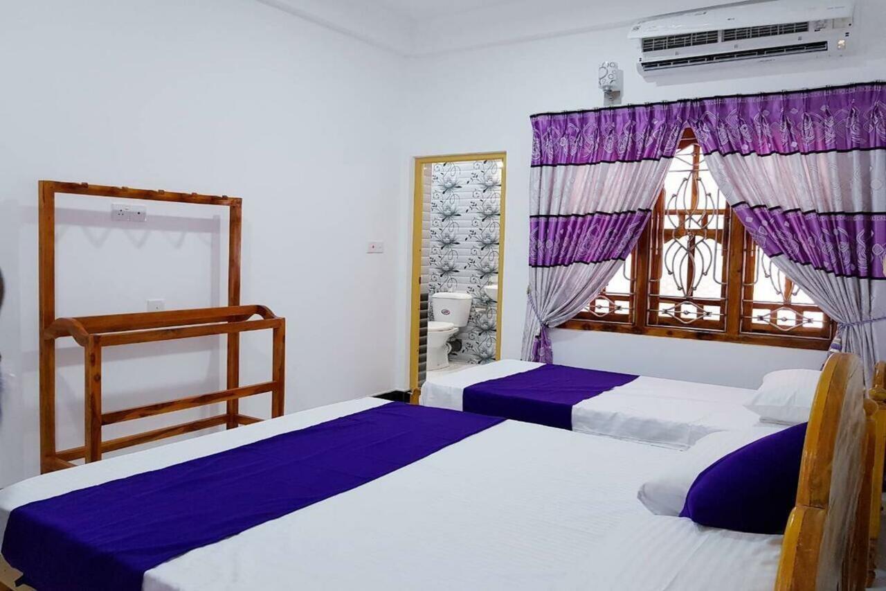 Snp Star Guest House Trincomalee Dış mekan fotoğraf