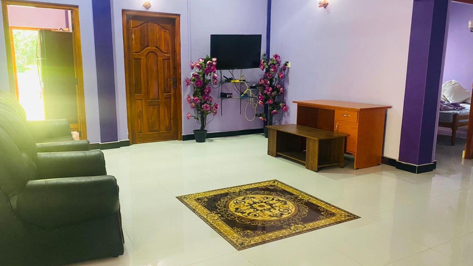 Snp Star Guest House Trincomalee Dış mekan fotoğraf