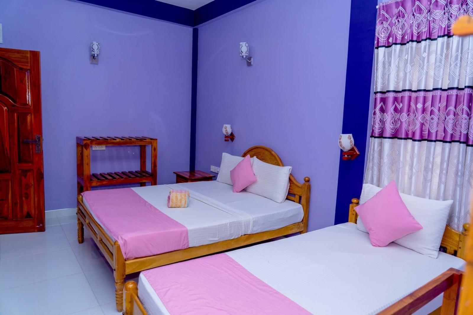 Snp Star Guest House Trincomalee Dış mekan fotoğraf