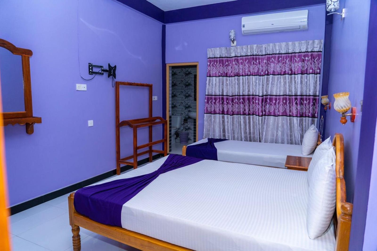 Snp Star Guest House Trincomalee Dış mekan fotoğraf