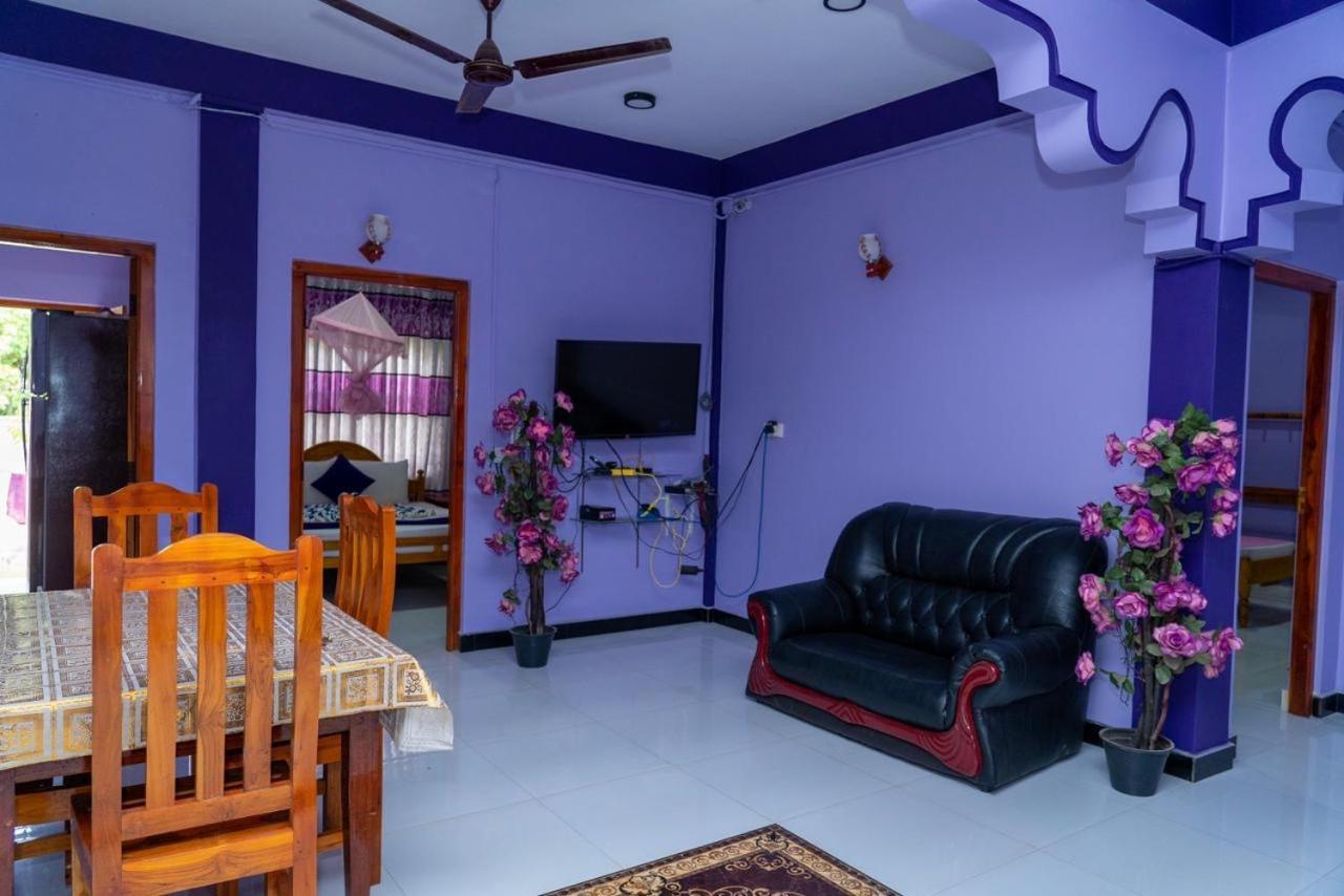 Snp Star Guest House Trincomalee Dış mekan fotoğraf