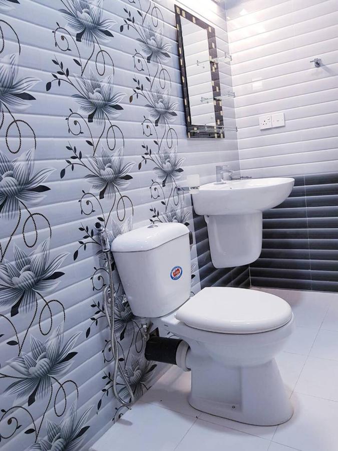 Snp Star Guest House Trincomalee Dış mekan fotoğraf